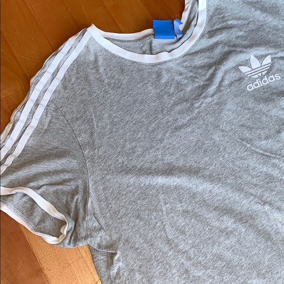 SOLD Adidas Logo Tee-Shirt - Picture 2 of 5